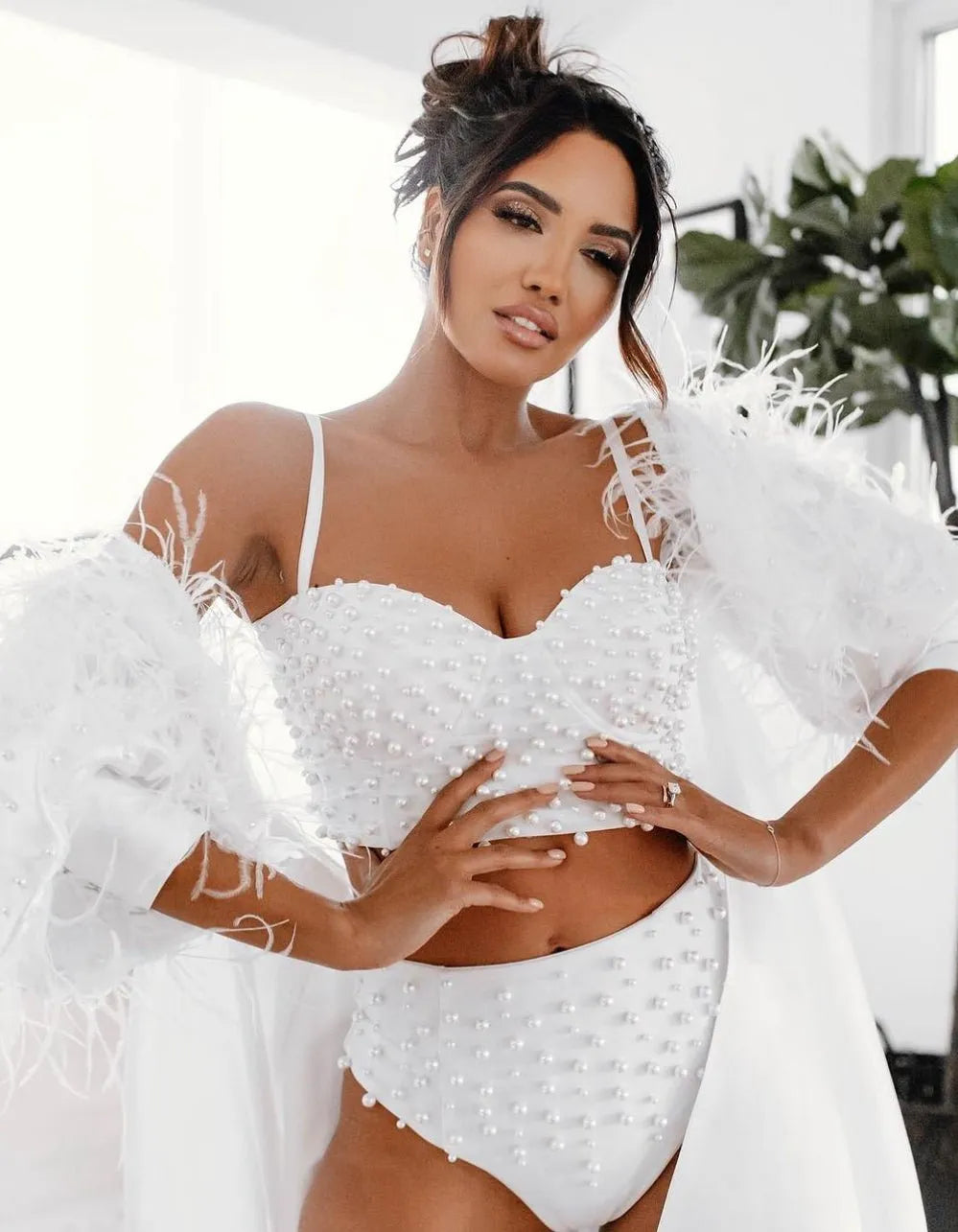DONNA WHITE BUSTIER SET bridal elegant with beads – Inna Elsie DONNA WHITE BUSTIER SET bridal elegant with beads – Inna Elsie