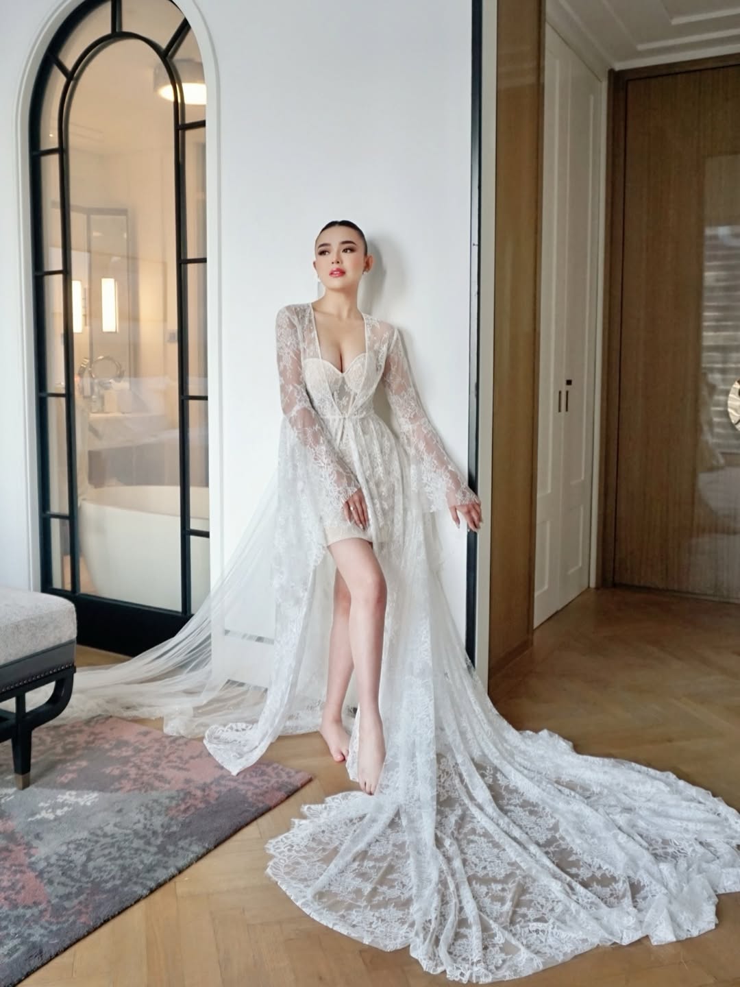 LACE BRIDAL ROBES