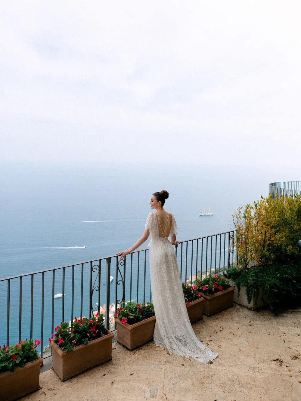 FIORENTINA lace bridal robe