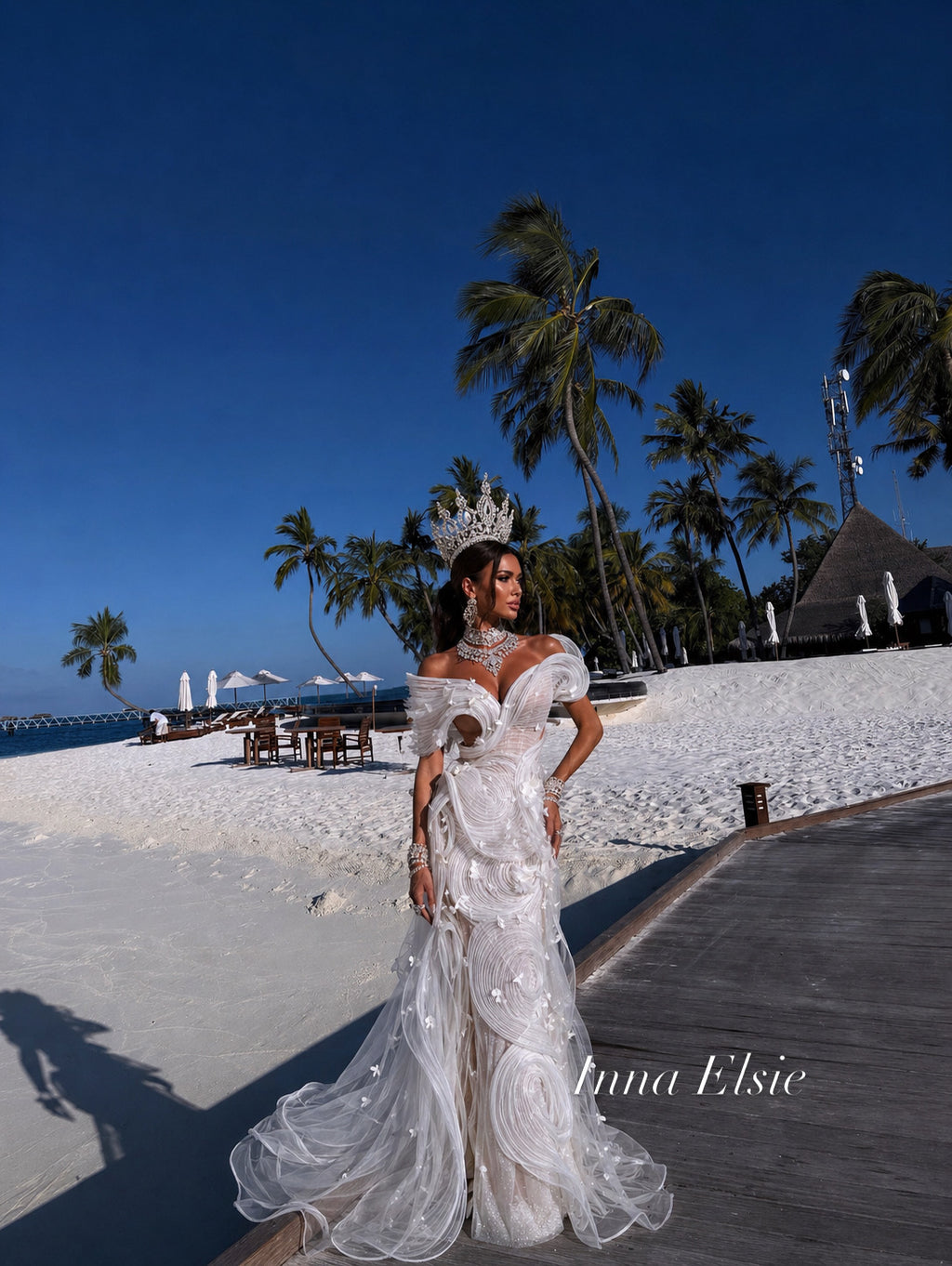 LONDON Sculptural Goddess Couture Gown