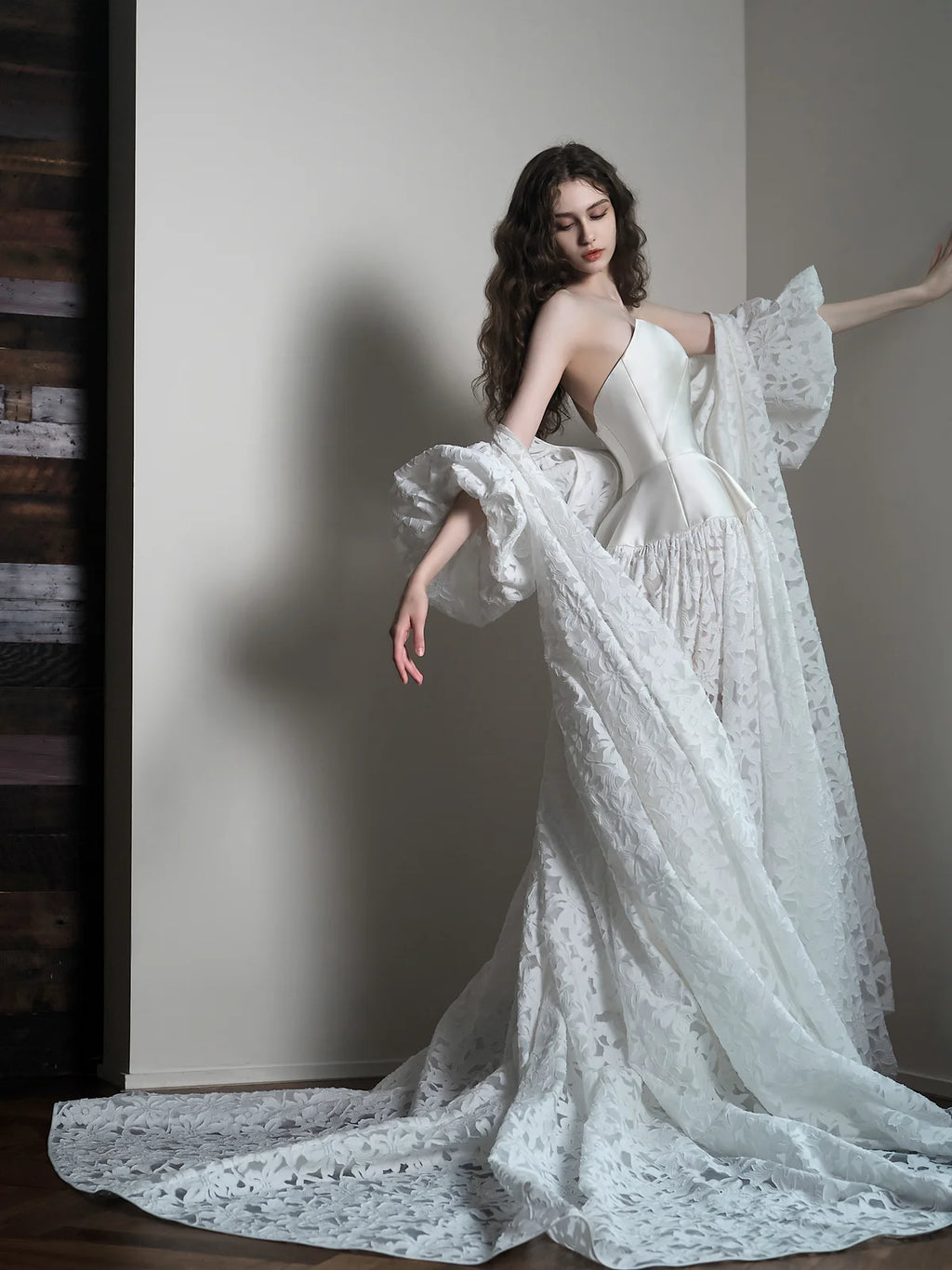 AMUSEE LUXURY BRIDAL CAPE