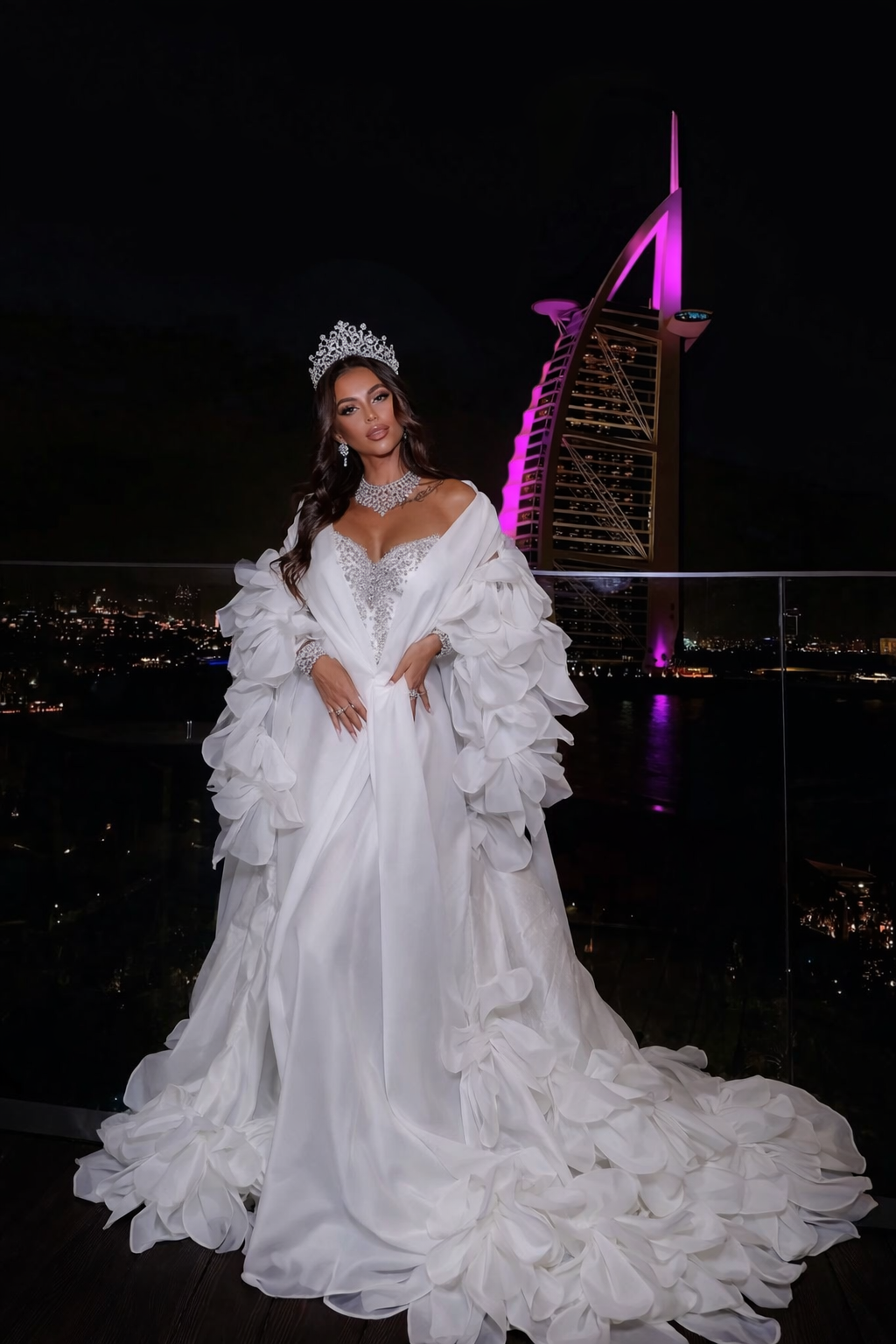 TOMA Luxury Lace Bridal Robe