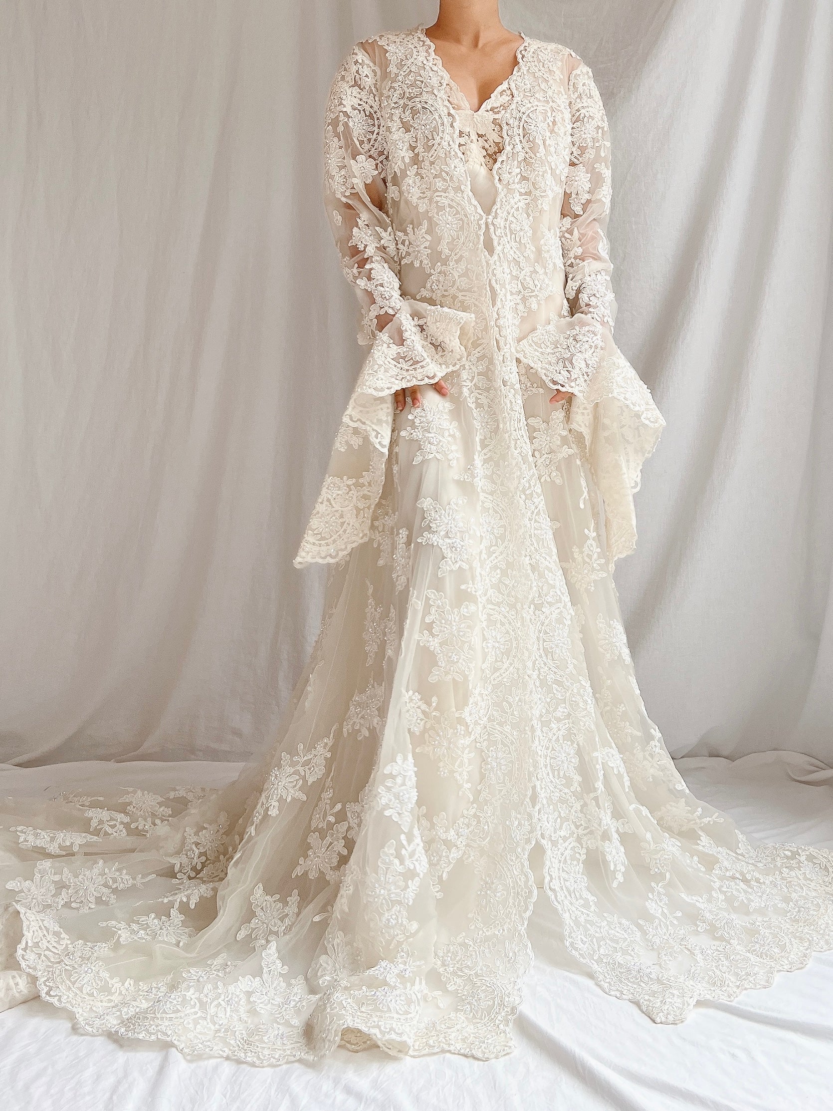 NAYA BRIDAL ROBE 2026