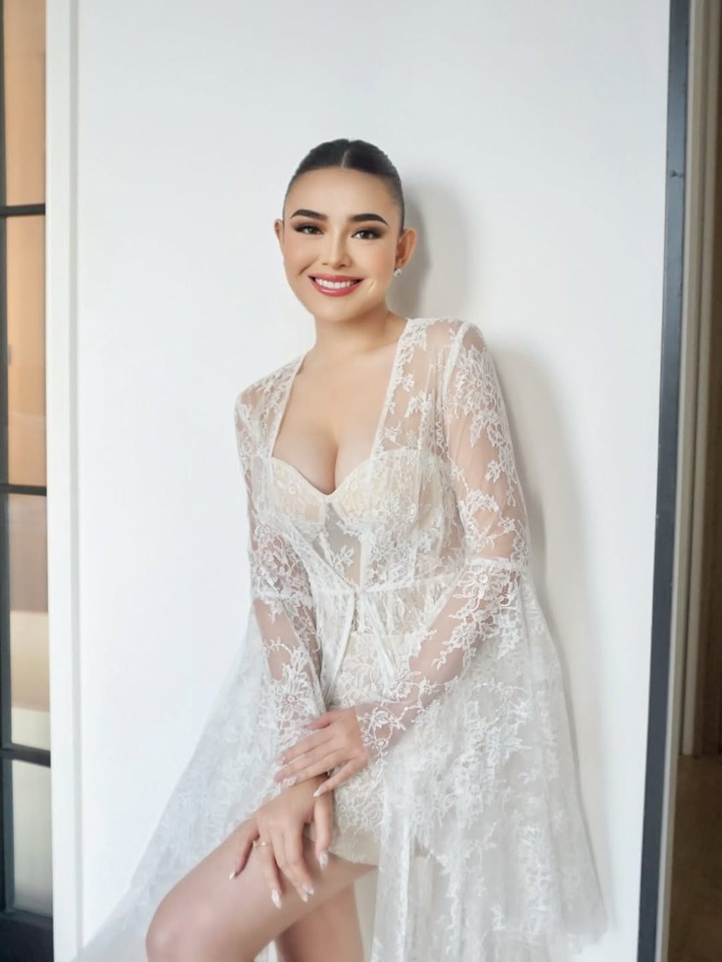 MADELENA LACE BRIDAL ROBE
