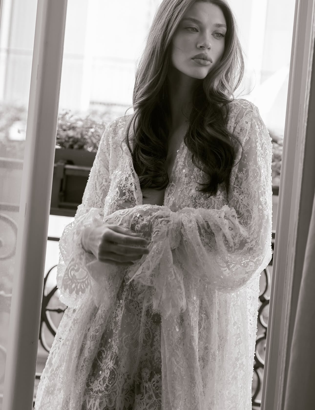 AURORA EXTRA LACE ROBE WITH SHINE