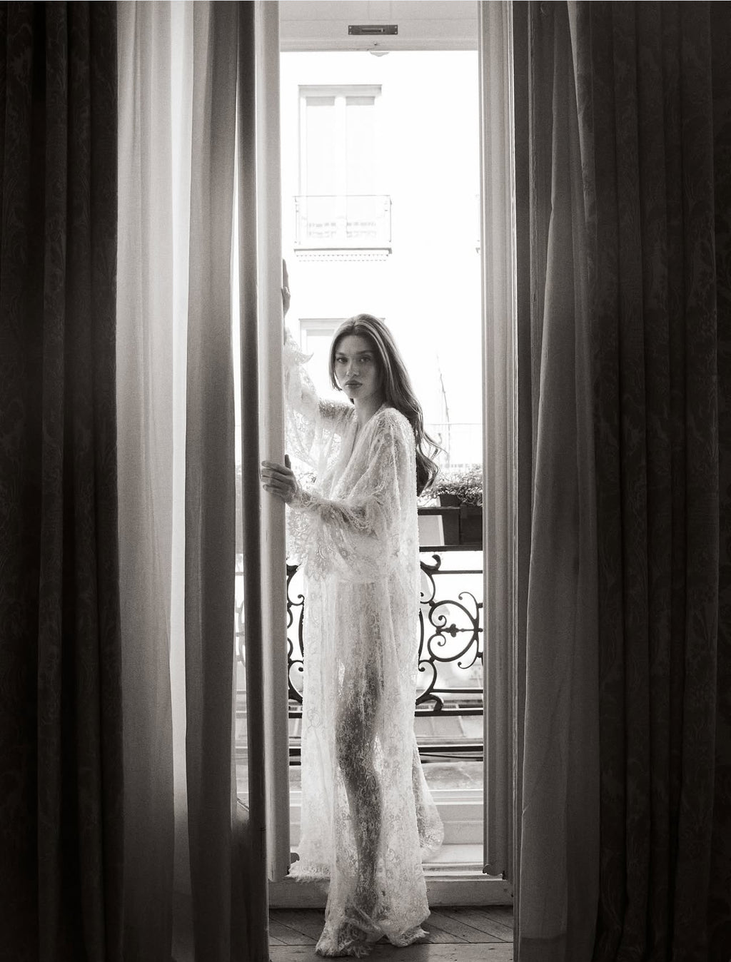 AURORA EXTRA LACE ROBE WITH SHINE