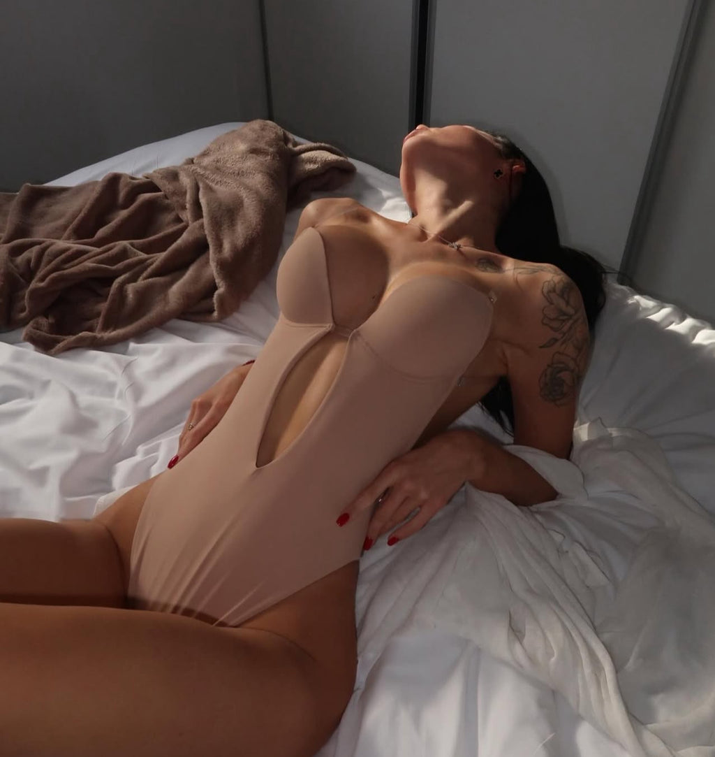 VERYS Shapewear Bridal Bodysuit with Open Back