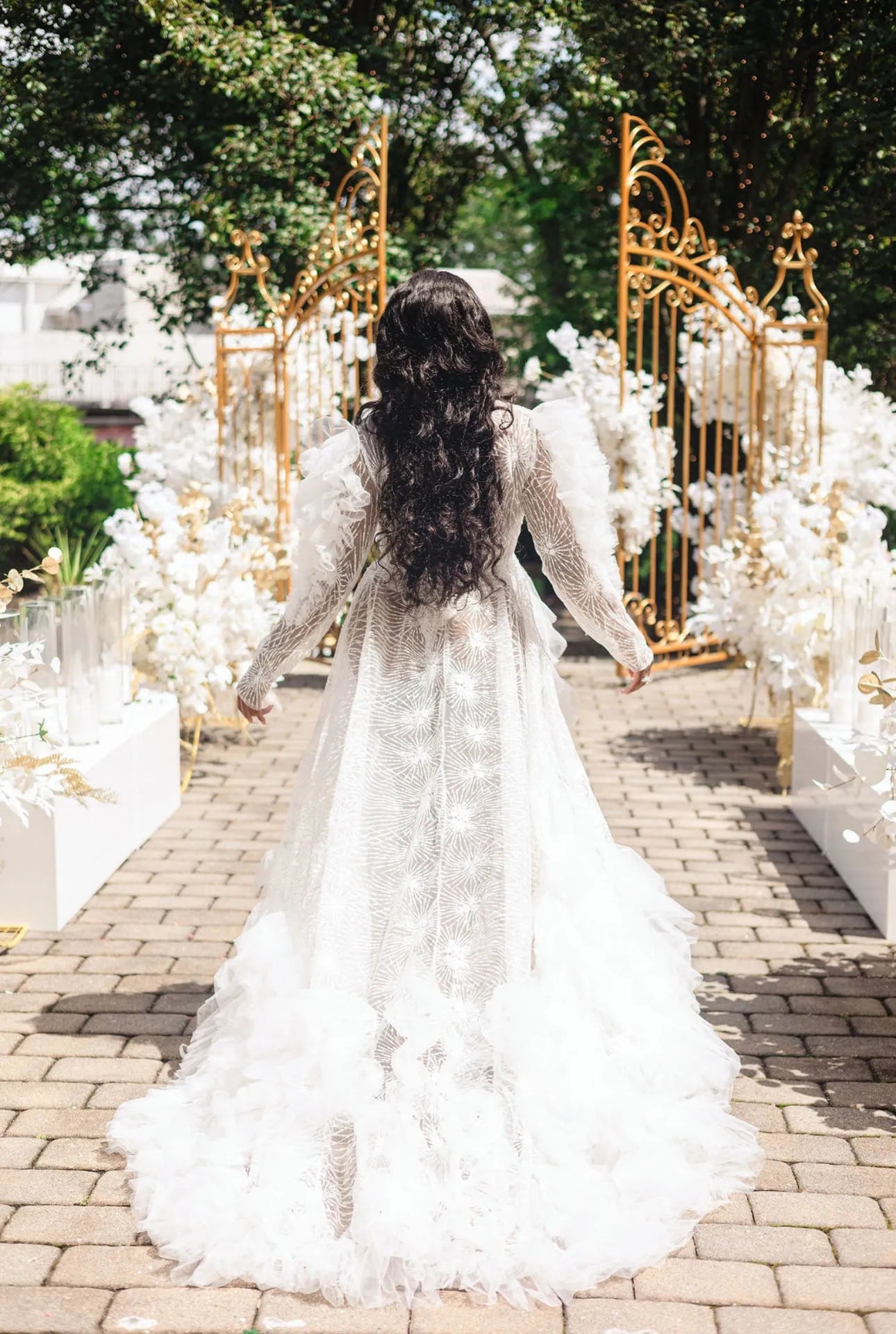 VIVIANA Luxury Bridal Robe with Puffy Sleeves