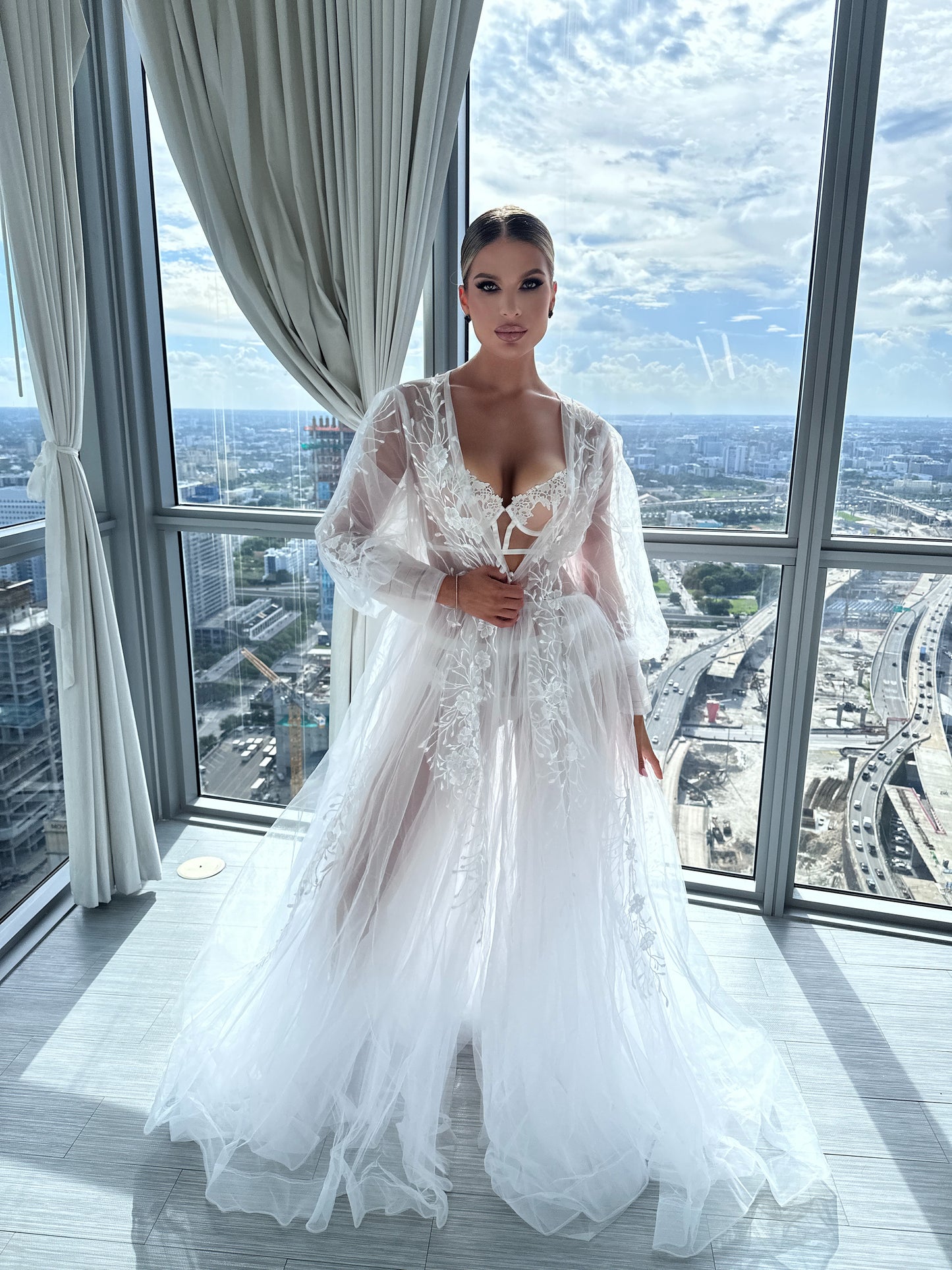 ASHLEY Bridal Lace Robe// CELEBRITY CHOICE