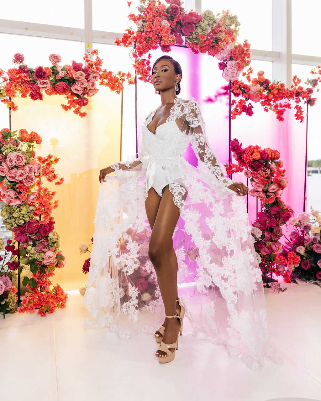 Naya Lace Bridal Robe