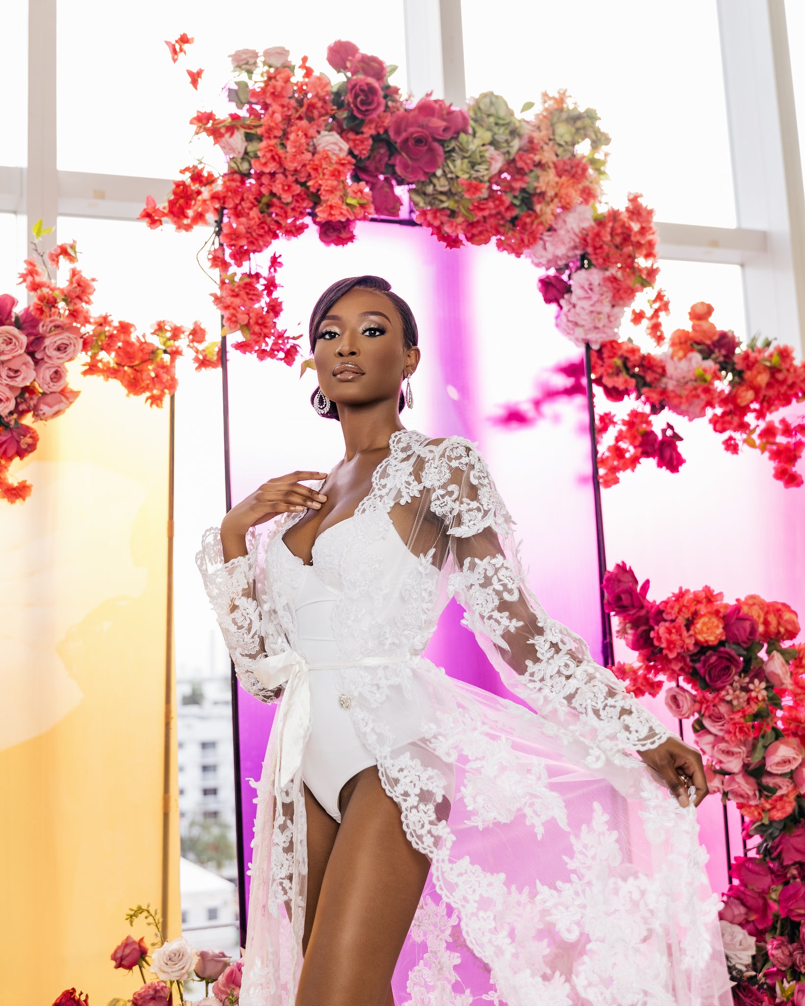 Naya Lace Bridal Robe