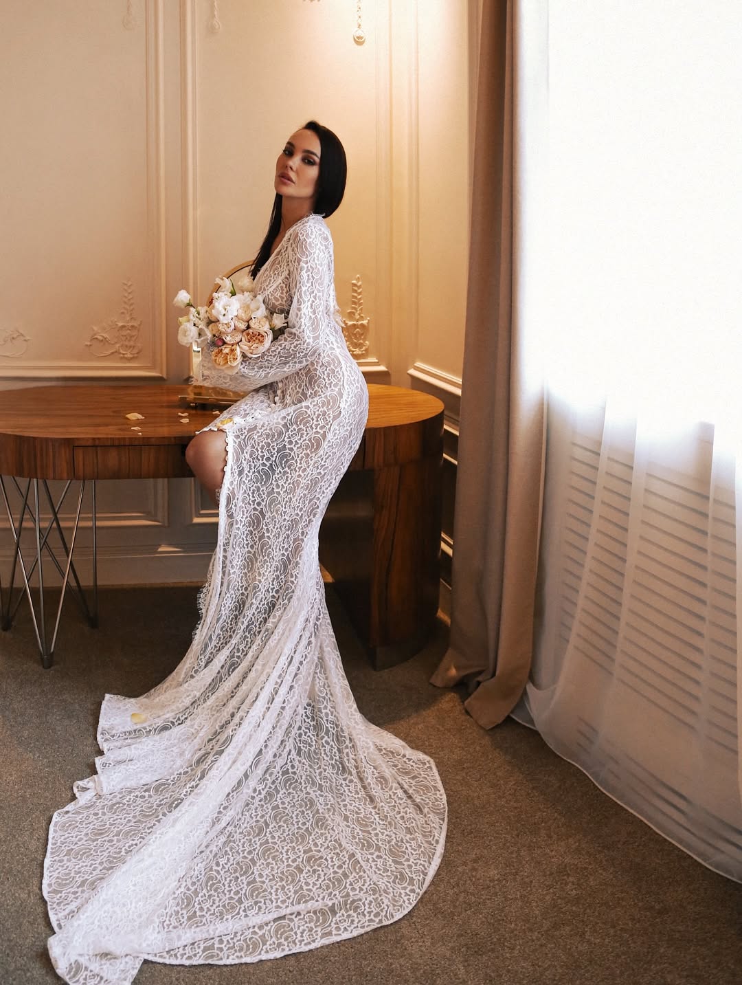 AMALIA Lace Bridal Robe