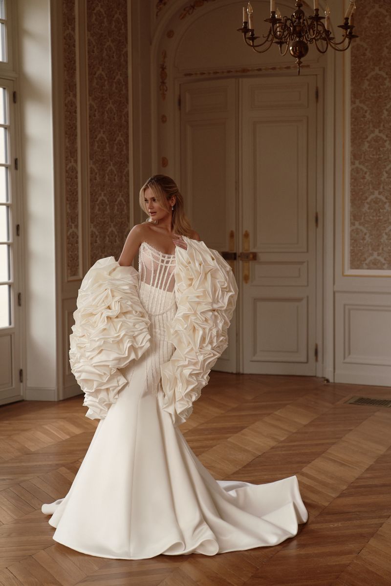 TINA COUTURE LUXURY BRIDAL CAPE