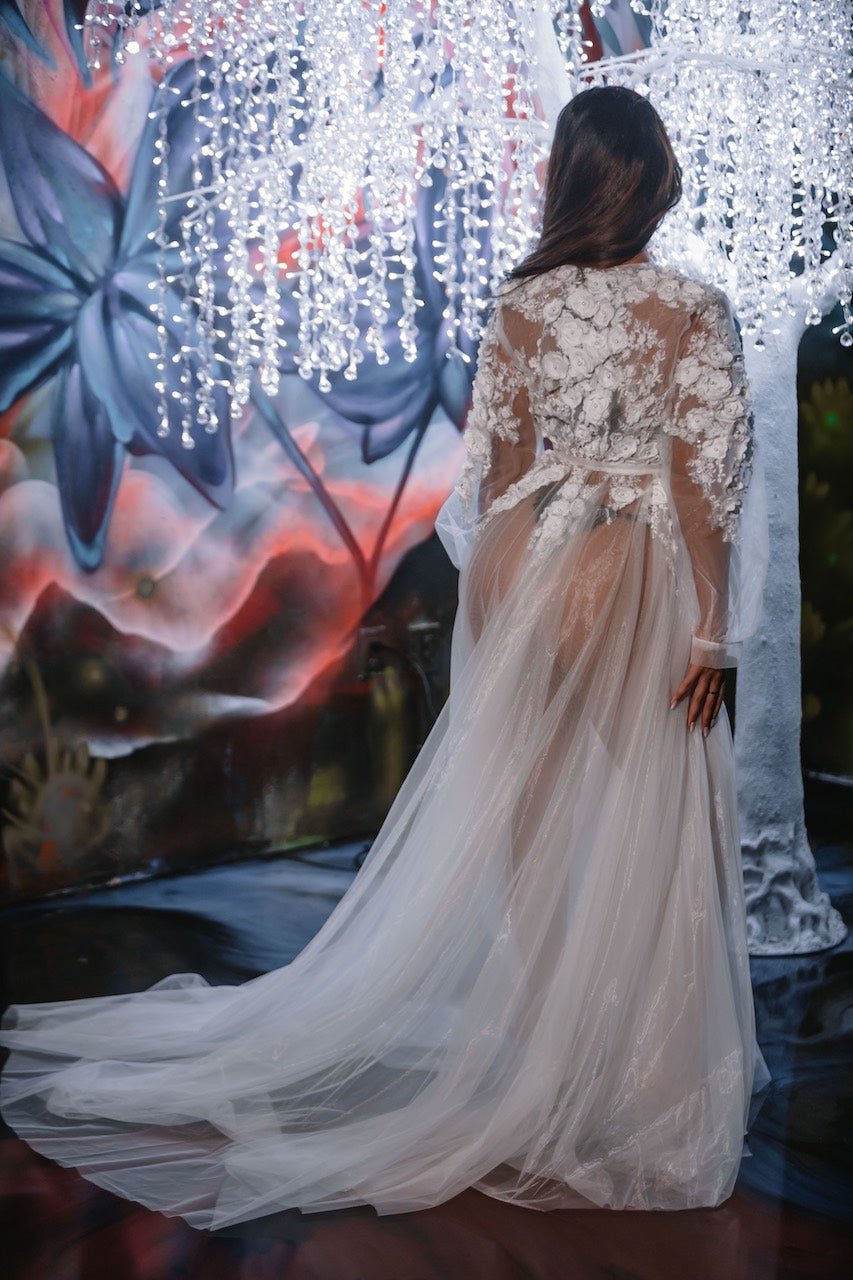 VALENCIA lace bridal robe with applique